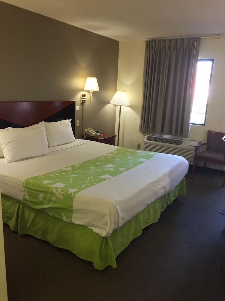 Econo Lodge Dothan Eksteriør bilde