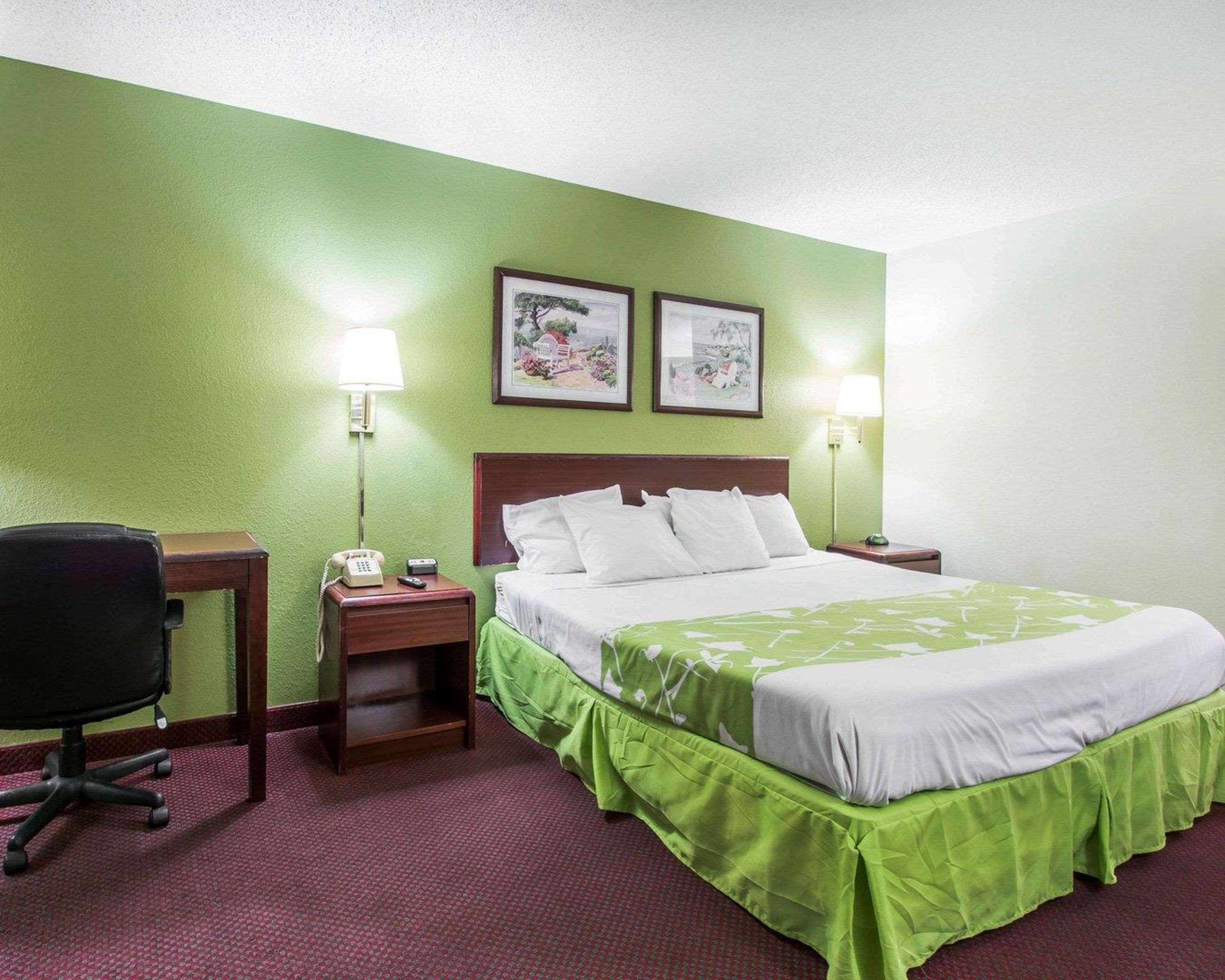 Econo Lodge Dothan Eksteriør bilde