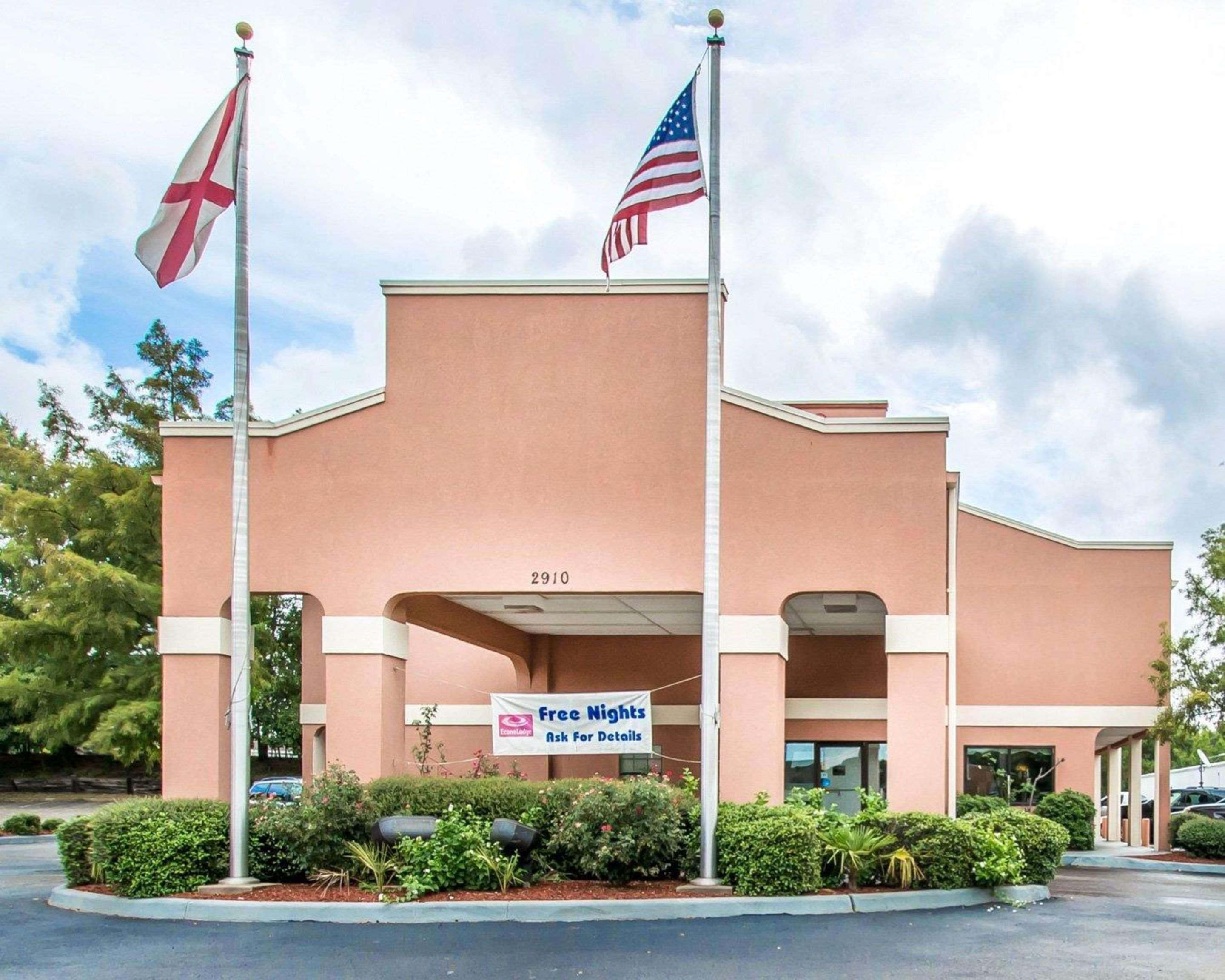 Econo Lodge Dothan Eksteriør bilde