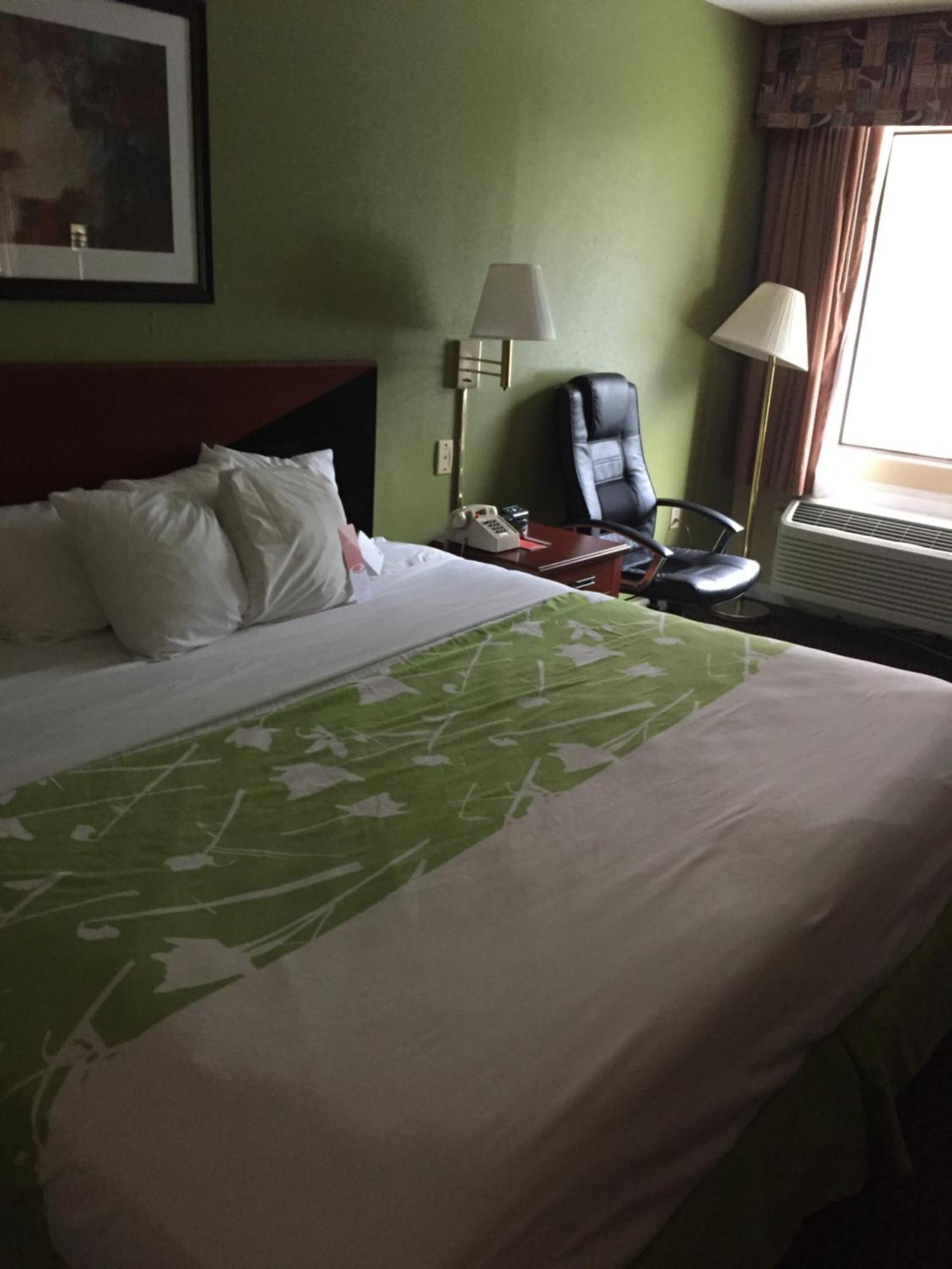 Econo Lodge Dothan Eksteriør bilde