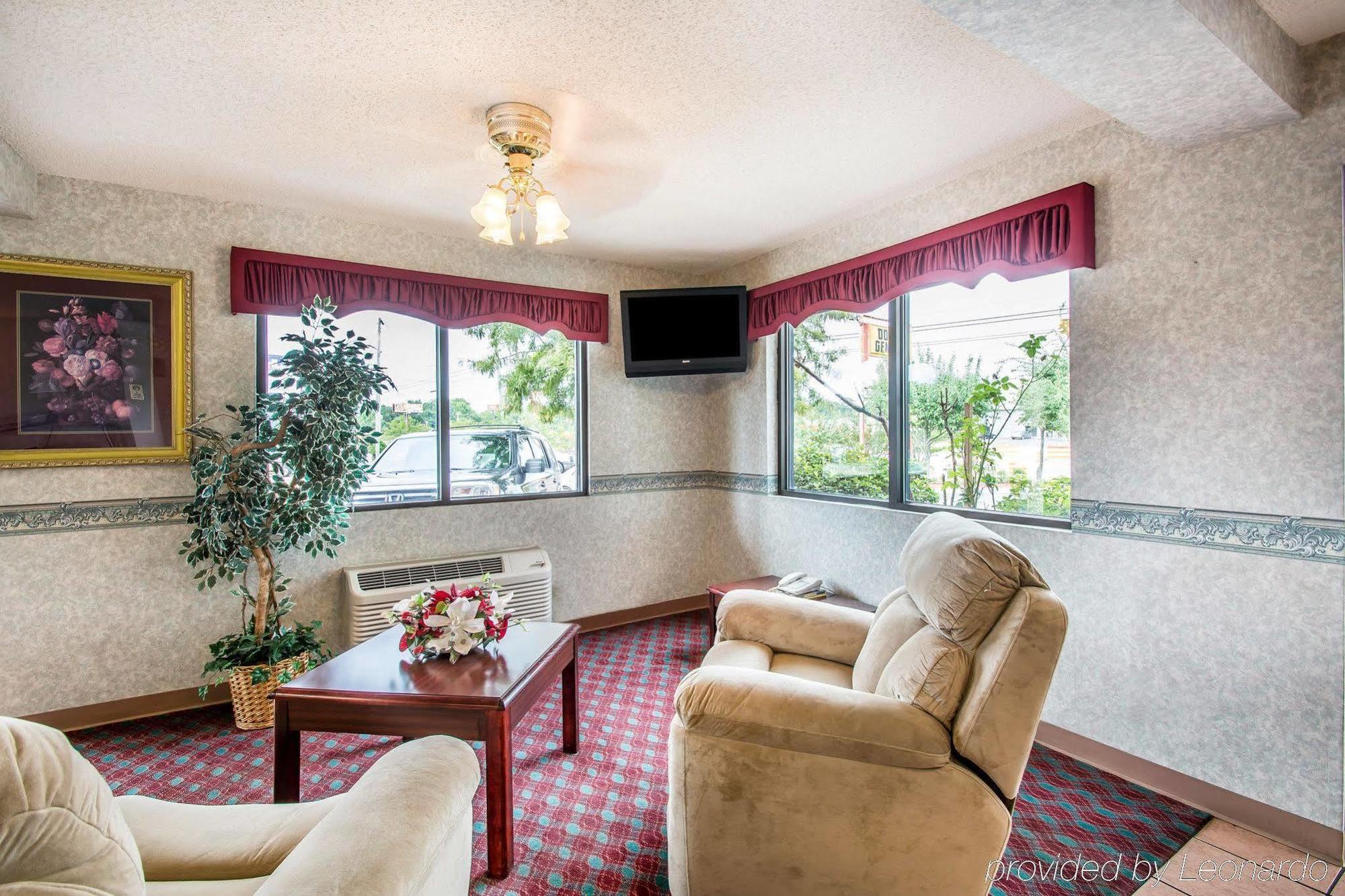Econo Lodge Dothan Eksteriør bilde