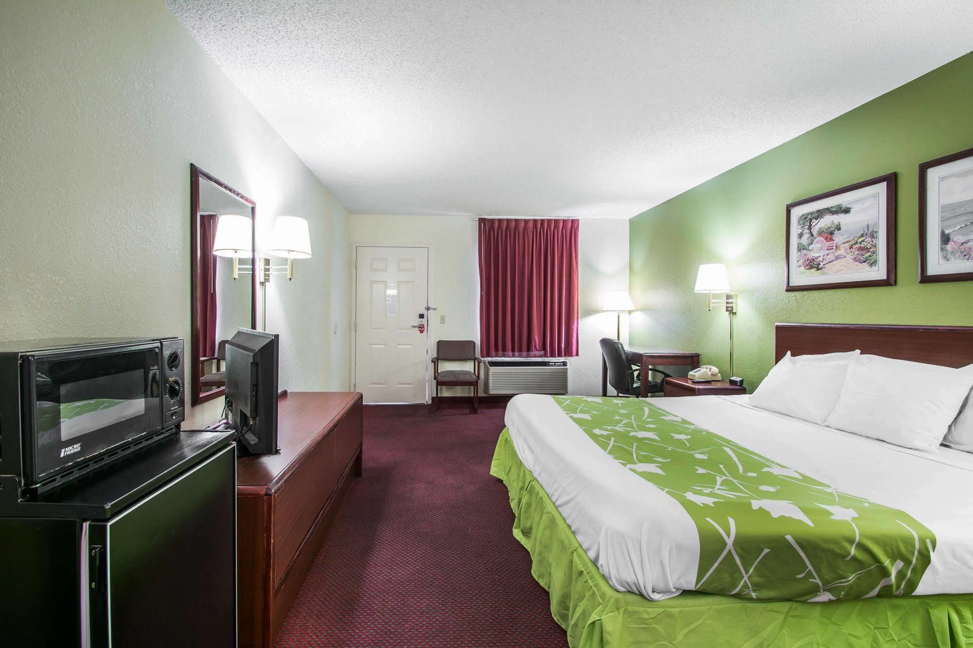 Econo Lodge Dothan Eksteriør bilde